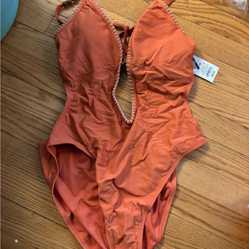 NWT shade and shore swimming suit - Picture 4 of 6